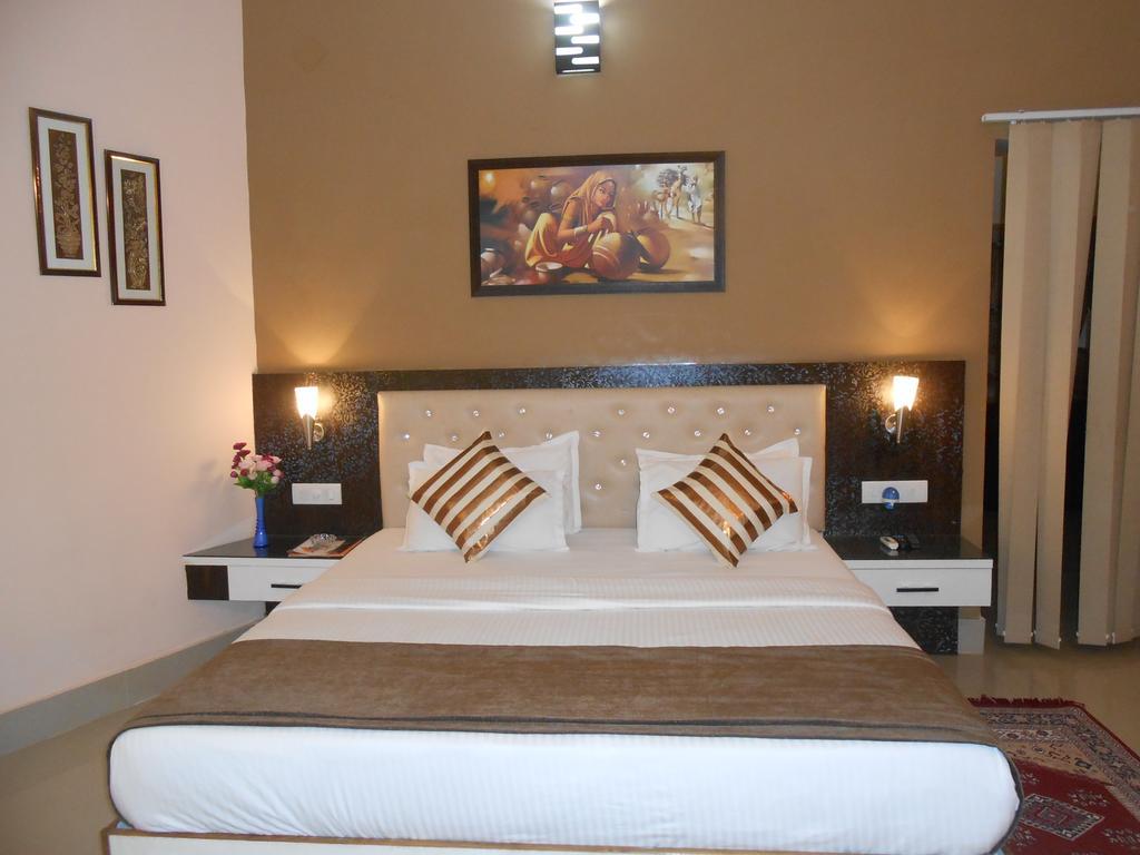 Hotel The Pearl Puri Exterior foto