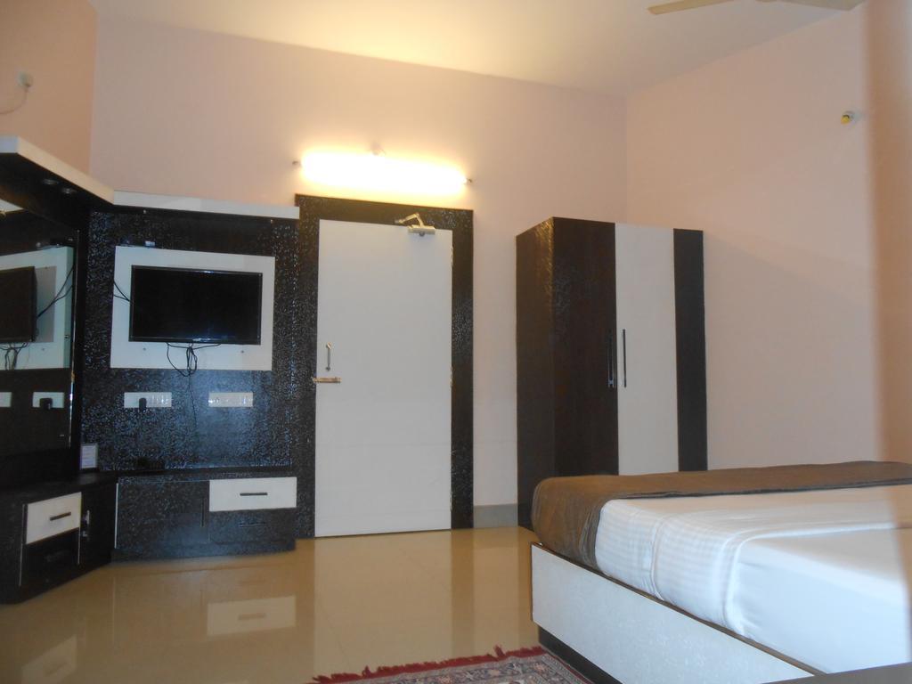 Hotel The Pearl Puri Exterior foto